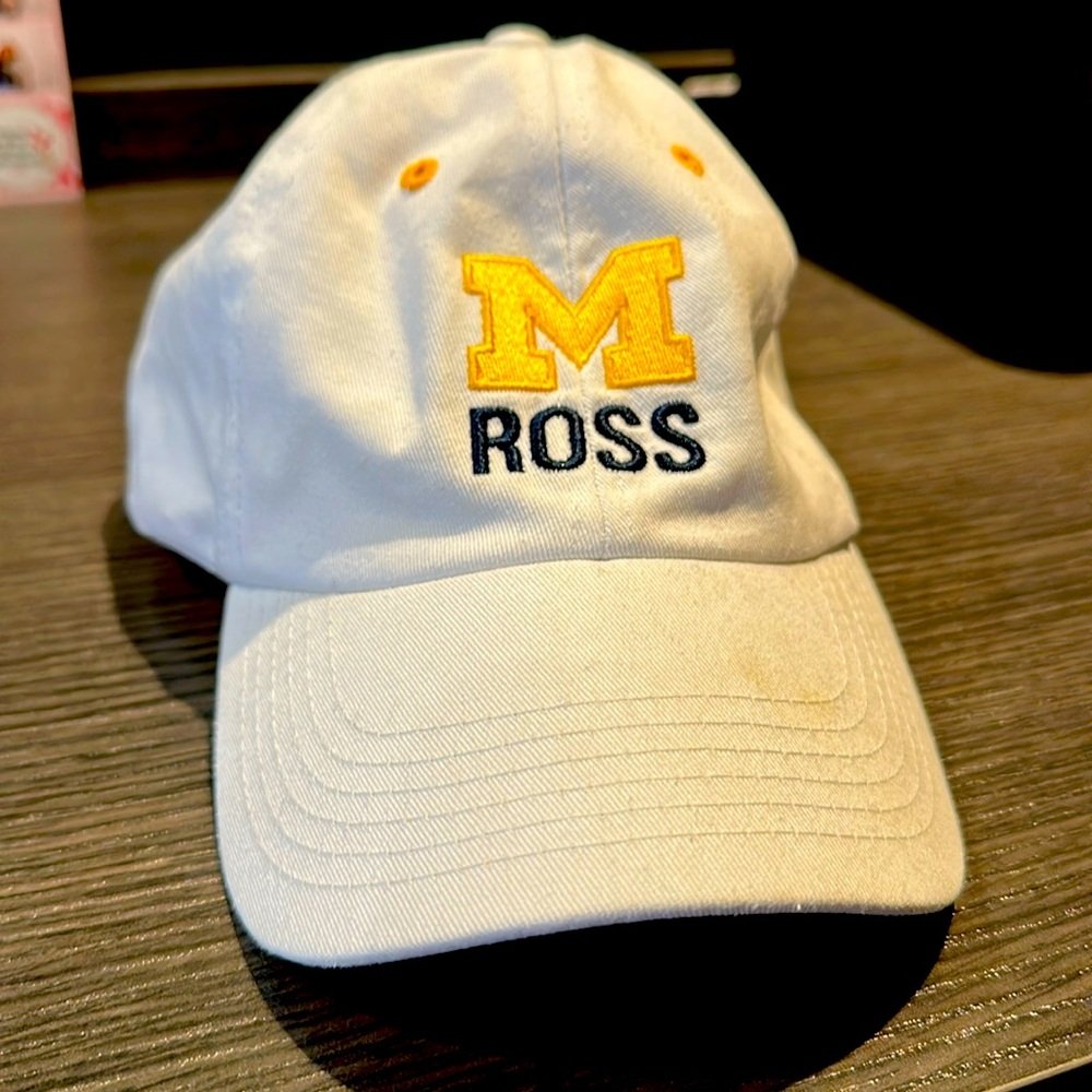University of Michigan Ross School of business hat